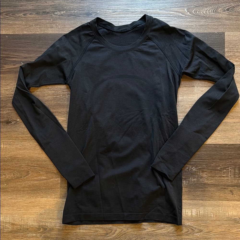 lululemon Swiftly Tech Long-Sleeve Shirt hip length